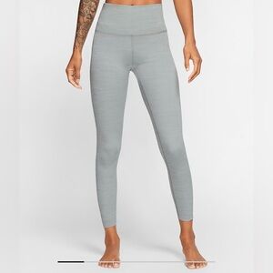 Nike Yoga Dri Fit Luxe Set